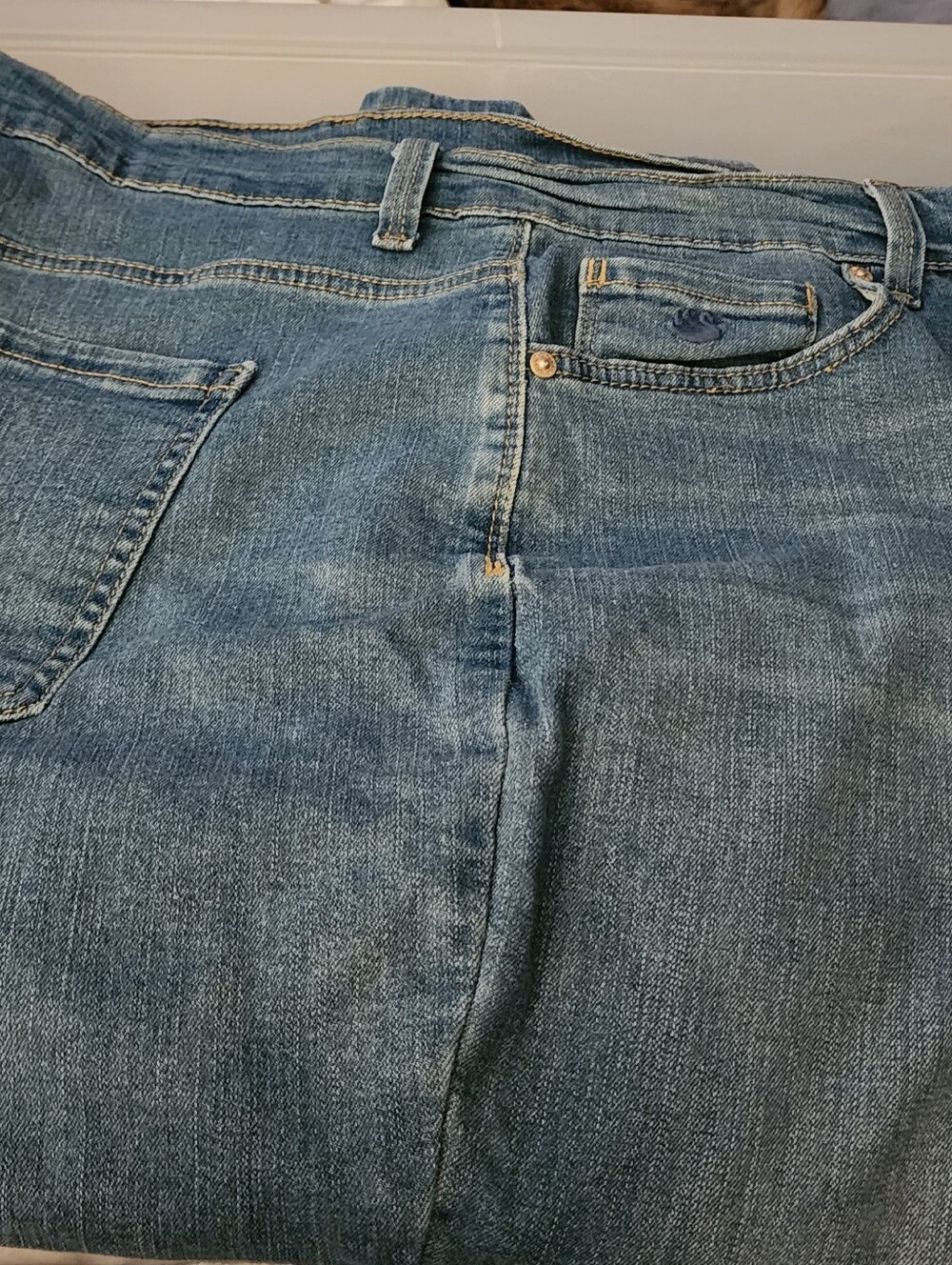 Gloria Vanderbilt Women's Light Blue Jean Capri